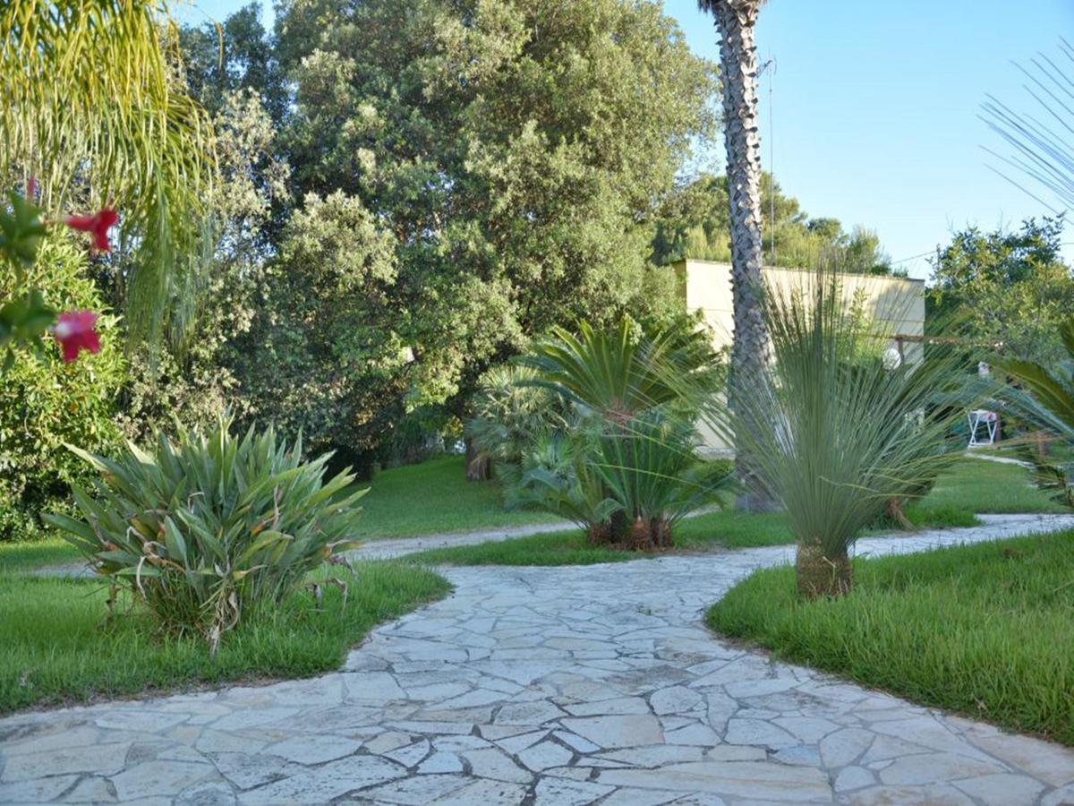 Masseria Lama Torre dell'Orso Exterior foto